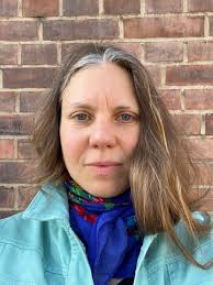 Room for rent in lynn-lake/uptown area