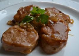 El solomillo de cerdo tiene un precio más asequible que el solomillo de ternera. Solomillo De Cerdo Con Reduccion De Pedro Ximenez Receta De Alberto Del Rio Cookpad