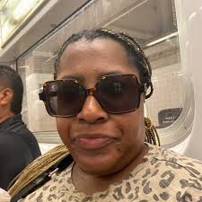 CUNY Campus Human Resources Manhattan BERNARD M. BARUCH COLLEGE Lakisha  Skrine, MPA Executive Director of Human Resources Phone: (646) 660-6612  BOROUGH OF MANHATTAN COMMUNITY COLLEGE Gulen Zubizarreta Executive Director  of Human Resources