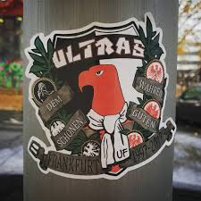 Formerly known as eintracht frankfurt amateure (amateurs) until 2005 the team played as u23 (under 23) to emphasize the character of the team as a link between youth academy and pro team. Pin Auf Eintracht Frankfurt