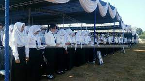 Maybe you would like to learn more about one of these? Sederet Fasilitas Pada Upacara Penerimaan Mahasiswa Baru Lpm Manunggal Undip