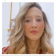 Lorena Lucy Muniz (lorenalucymuniz)