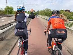 Shanne braspennincx is a dutch female track cyclist. Shanne Braspennincx On Twitter Telling Some Strong Stories For Old Times Sake Dress Code Stays Orange Today To Celebrate The King S His Birthday Happykingsday Friendssincewayback Cycling Limburg Road Teamnl Touristinowncountry