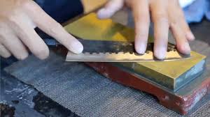 Best kitchen knife sharpener 2018 nfl. Visiting Knifemaker Rock Stars Draw A Crowd To Their Sharpening Party Ottawa Citizen