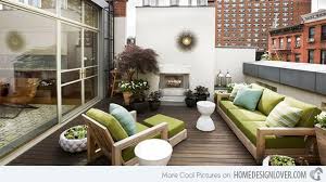 Kesederhanaan model rumah bergaya scandinavian sumber: 8 Desain Teras Rooftop Yang Bikin Betah Bersantai Di Rumah Lifestyle Liputan6 Com