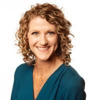 Rebecca Groh's Instagram, Twitter & Facebook