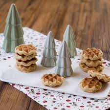 Apfel Zimt Platzchen Aus Dem Waffeleisen Danielas Foodblog In 2020 Waffeleisen Lebensmittel Essen Kochen Und Backen