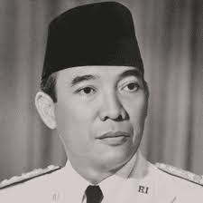 4 tokoh sufi pejuang kemerdekaan. Biografi Ir Soekarno Sang Proklamator Pahlawan Nasional