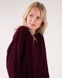 Venez découvrir sur notre site juste cachemire notre collection femme 100% cachemire. Pull Cachemire Col Bateau Femme Uni Bordeaux Pull Osvald Femme Kujten Cachemire