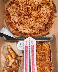 Dominos Pizza Cheesy Bread Cinnamon Twists Cheesy Bread Domino S Cheesy Bread Food