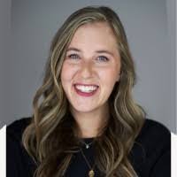 Elyse Holman's Instagram, Twitter & Facebook