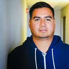 Daniel N. Benavides (@DanielBComedy) • Facebook