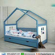 Tempat tidur anak sorong harga murah desain minimalis dekorasi ruang kamar simple dan elegan membuat rasa nyaman dan leluasa untuk beraktifitas di kamar seperti istirahat, bermain dan belajar. Jual Produk Tempat Tidur Anak Murah Termurah Dan Terlengkap Juli 2021 Bukalapak