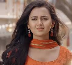 Abida Amir (@AbidaAmir8)