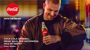 Es gibt viele gründe, an eine bessere welt zu glauben. Fcb Zurich Stress Und Xherdan Shaqiri Werben Fur Cola Werbung