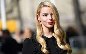 She admits to being nervous but psyches herself up by. Anya Taylor Joy Watched Lord Of The Rings Trilogy On Christmas Day