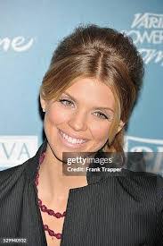 Lynne Frank's Instagram, Twitter & Facebook