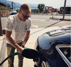 Russell overtakes bottas with sensational move. Valtteri Bottas Aponta A Ferrari Como Favorita No Gp Da Franca Da Formula 1 Esportes Home