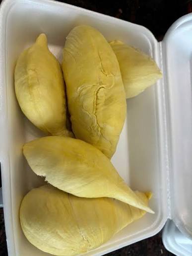 SẦU RIÊNG MONTHONG – MÚI NHỎ CƠM VÀNG, BÉO NGẬY Cơm sầu #180k/kg Trái sầu #65k/kg 👉 Thịt dày – hạt lép 👉 Ráo- Dẻo – béo – ngọt thanh 👉 Không