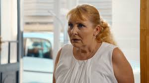Veronika gajerová splácí milionové dluhy zaléváním kytek. Veronika Gajerova Csfd Cz