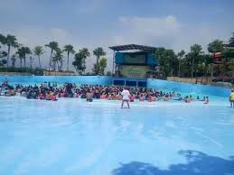 Ombak Tsunami Buatan Di Hawai Waterpark Malang Youtube