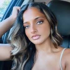 Bianca Wilkins's Instagram, Twitter & Facebook