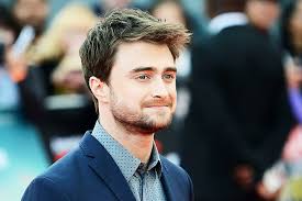 Zachary david alexander efron was born october 18, 1987 in san luis obispo, california, to starla baskett, a secretary, and david efron, an electrical engineer. Deniel Redkliff Zak Efron I Drugie Zvezdy Poborovshie Alkogolizm V Yunosti