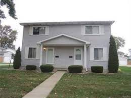 Browse photos, see new properties, get open house info, and research neighborhoods on trulia. 2622 Maple St Port Huron Mi 48060 Townhouse For Rent In Port Huron Mi Apartments Com