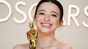 Kidney stone leads to mom needing all 4 limbs amputated: 'I'm just so happy  to be alive'