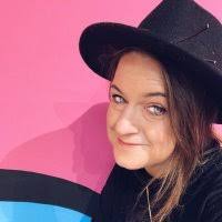 Louise Monk's Instagram, Twitter & Facebook