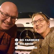 Igår havde vi vores aller første lærling til svendeprøve. Mathias bestod  med et flot 12 tal