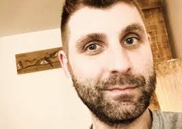 Adam Burd's Instagram, Twitter & Facebook