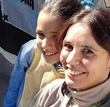 Merry Christmas to all!!! So I saw Father Christmas and Dasher jacking our  photos….. and yes it was an unfair snowball fight…. Hahaha sending love and  joy to Everybody, yeah!!!! 🎄🥂