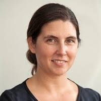 900+ perfiles de «Claudia Gil Gil»