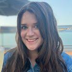 Kara Veith's Instagram, Twitter & Facebook