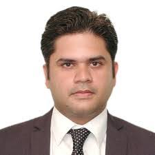 Vineet Arora's Instagram, Twitter & Facebook