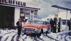 880 Gas Stations Tires And Car Accesories Ideas Gas Station Old Gas Stations Gas