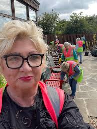 Thursday 4th July 2024 Independence Day, Election Day and Thursday Morning  Gardening and Coffee Club day. This morning 8 of us spent a very wild and  windy session at the Roberttown Care