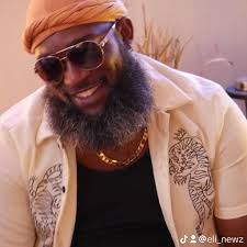 Everybody Welcome to GloRilla to #CMGRecords ✍🏾 Let's Goooooo 🚦#FNF  #TheMovement G to tha L to tha O, #BigGLO Honored to Be In Business With  You🤞🏾