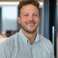 Levi Spencer's Instagram, Twitter & Facebook