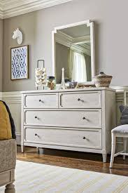 59 Cool And Best Dresser With Mirror For Bedroom Page 4 Of 45 Lasdiest Com Daily Women Blog In 2020 Dresser With Mirror Universal Furniture Cool Bedroom Furniture