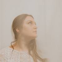 Sarah Leighton's Instagram, Twitter & Facebook