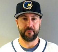 Travis Wade's Instagram, Twitter & Facebook