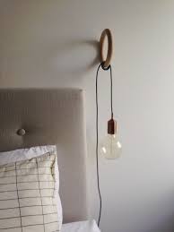 Inspiratie De Mooiste Interieurs Met Minimalistische Lampenpeertjes Nsmbl Nl Mit Bildern Schlafzimmer Design Schlafzimmerlicht Haus Deko