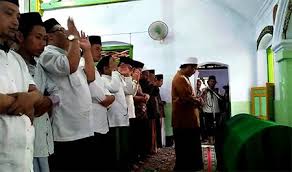 Berikut adalah pembahasan niat sholat jumat lengkap dengan sholat sunnahnya. Hukum Niat Dan Tata Cara Qadha Shalat Bagi Mayit Ilmu Santri