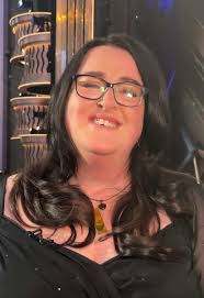 Stacey Blosser's Instagram, Twitter & Facebook