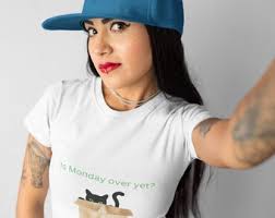 Is Monday Over Yet? Cat Peeking Out of Box Women's Midweight Cotton Tee