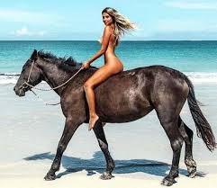 Sarah kohan is a popular instagram star hails from sydney, australia. Sarah Kohan Photos Sarah Kohan Picture Gallery Famousfix
