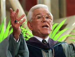 Robert Schuller, Crystal Cathedral Megachurch Founder, Dies at 88