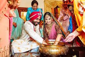 Unique Punjabi Marriage Rituals You Should Know About In 2020 Wedding Inspiraton Marriage Bengali Wedding